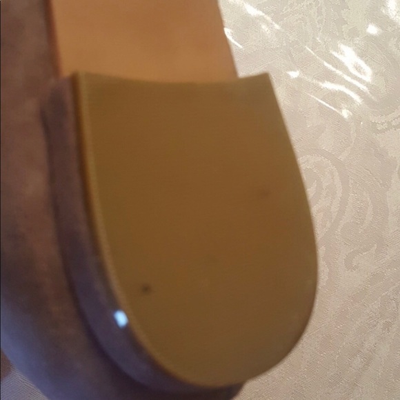 Vince Camuto - Picture 6 of 7